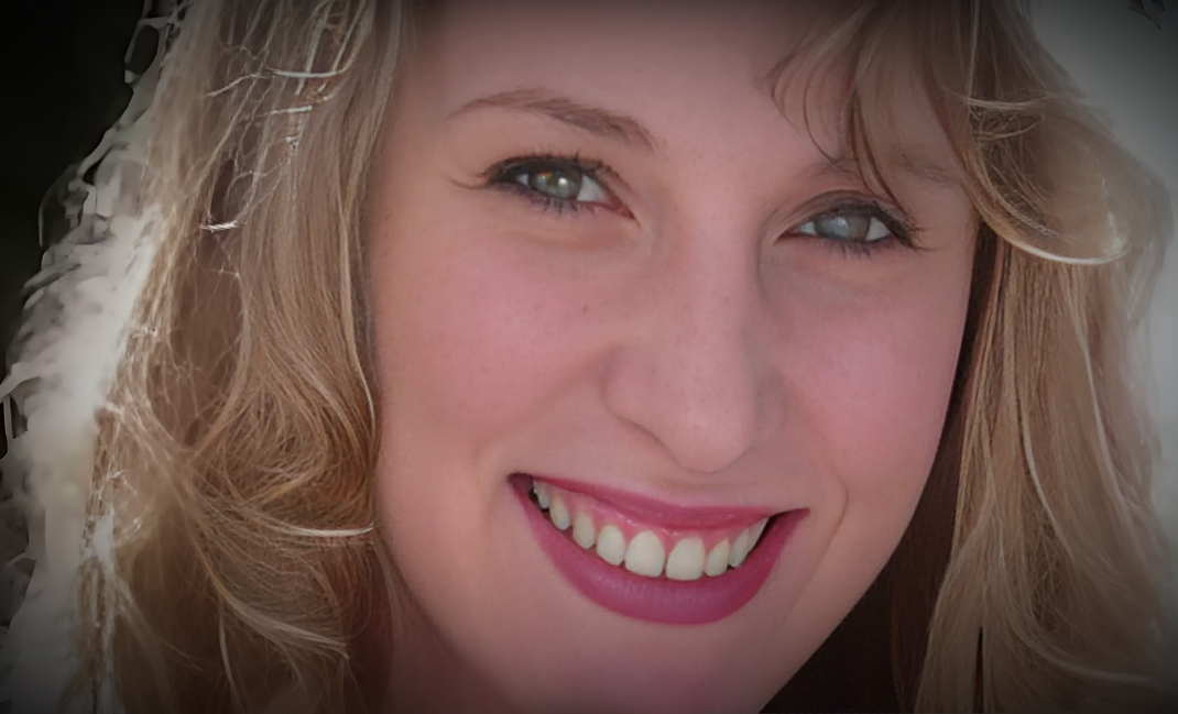 Фотография Конни