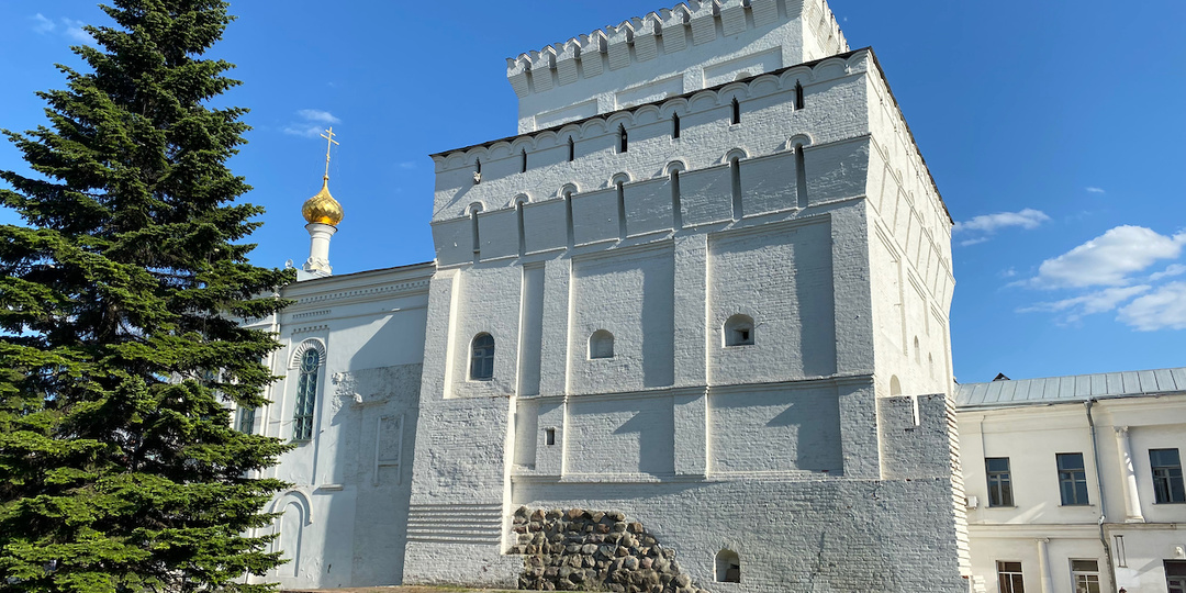 Ярославль #6. Знаменская башня, вор-неудачник и почём купец?