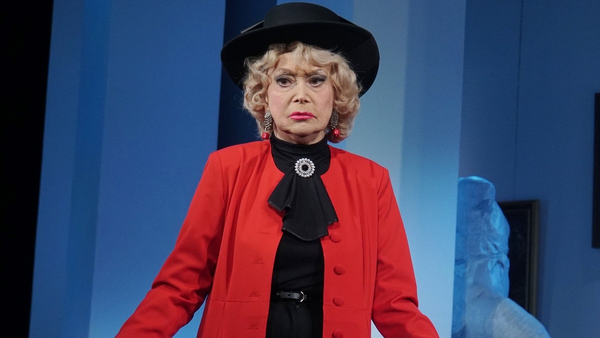    Светлана Немоляева