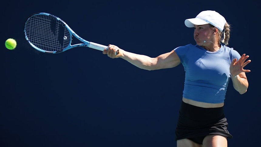 Юлия Путинцева хорошо умеет играть на грунте (2025 Getty Images)