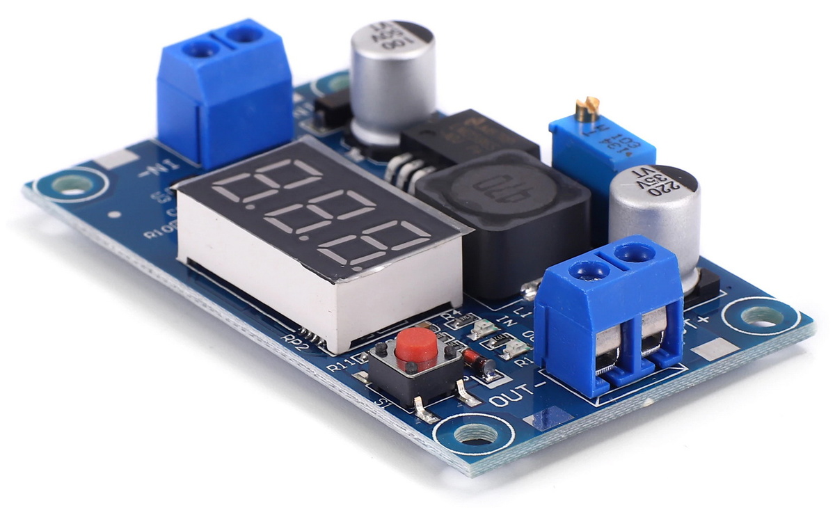 Понижающий DC-DC преобразователь (постоянного тока в порстоянный) со встроенным вольтметром (изображение с Алиэкспресс)