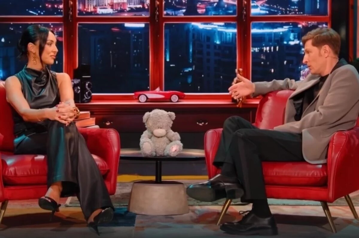    Алсу и Павел Воля.