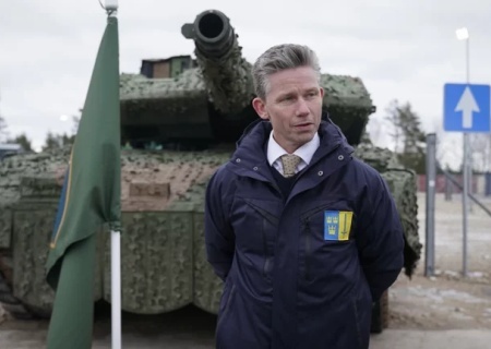    Швеция выделяет Украине пакет военной помощи на 1,6 млрд долларов