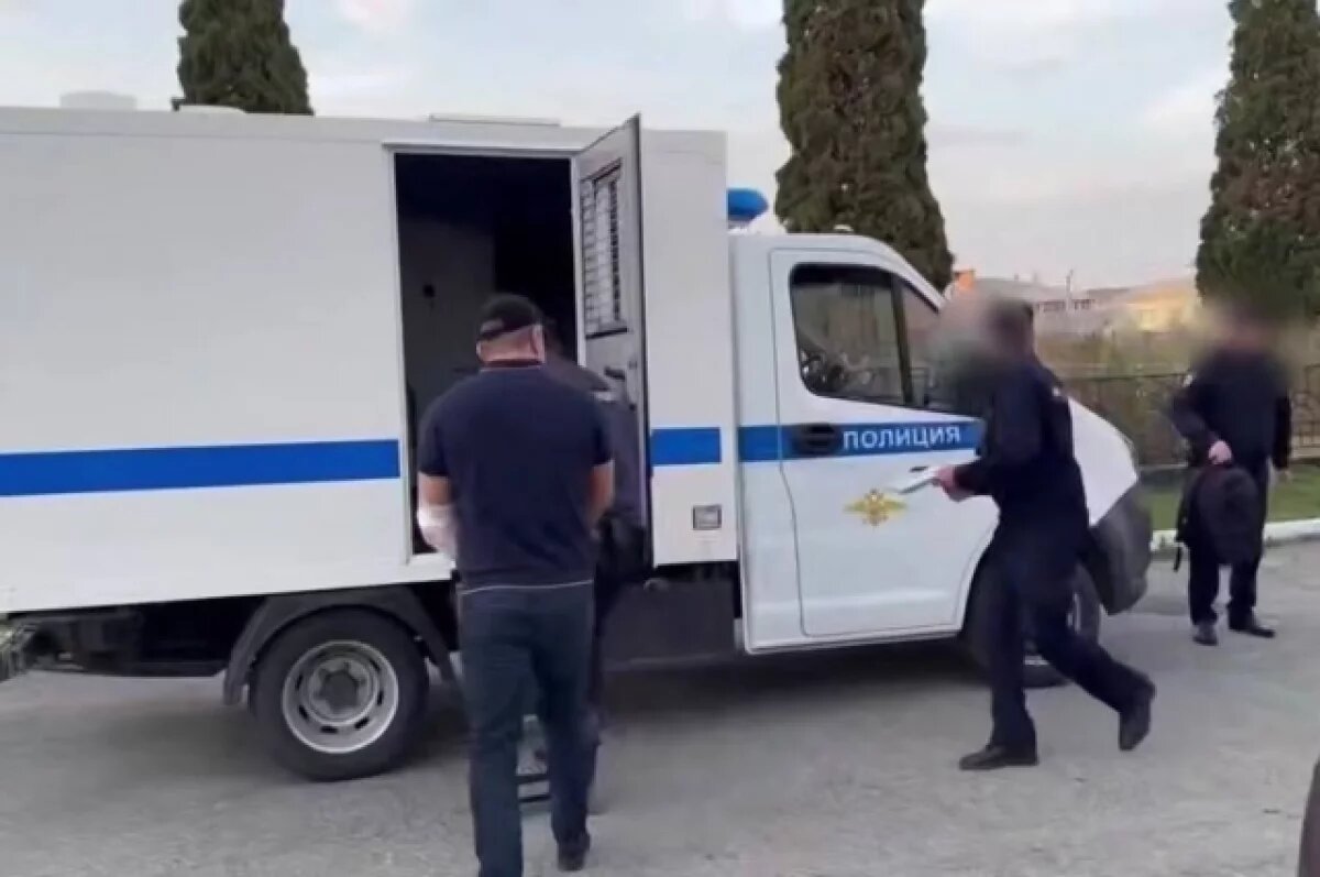    Жителя Северной Осетии суд взял под стражу за убийство знакомого ножом