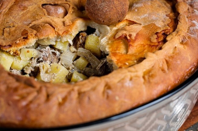    Готовлю оригинальный крученый пирог с картошкой и луком: рецепт для соседей