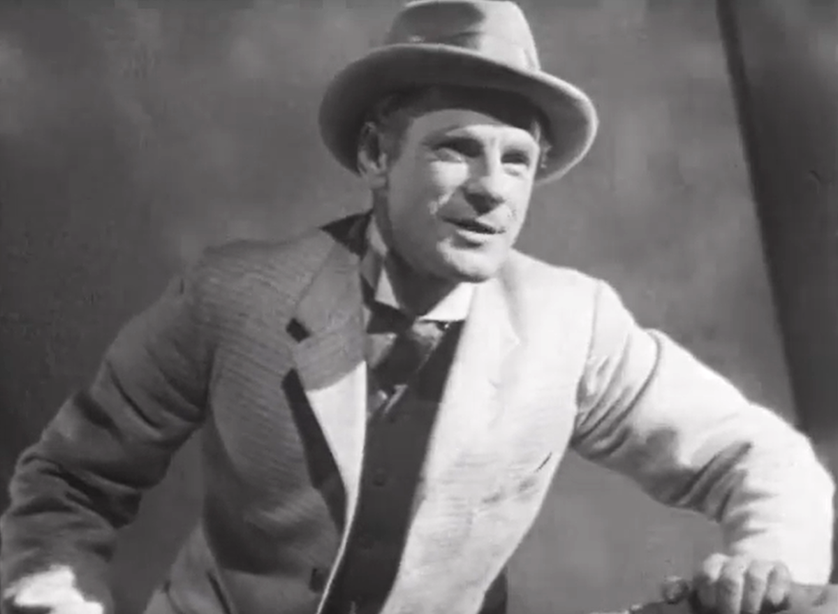 Кадр из кинофильма "Белый Клык", 1946 г., режиссер и сценарист Александр Згуриди, композитор Виктор Оранский (скриншот) 
