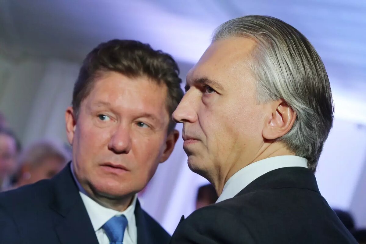Председатель правления ПАО «Газпром» Алексей Миллер и председатель правления ПАО «Газпром нефть» Александр Дюков. Фото: Петр Ковалев/ТАСС