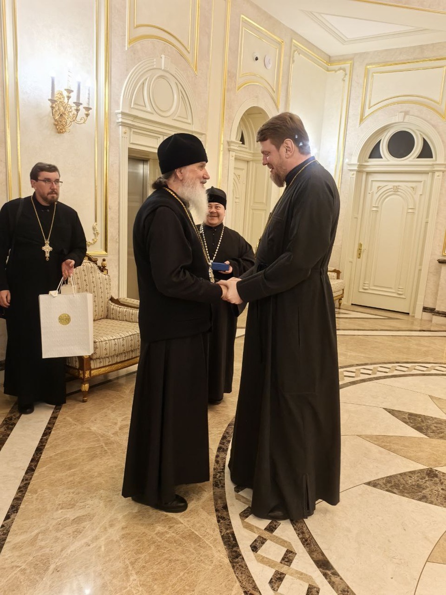  📷    В Донецке с визитом находится митрополит Петр и делегация Оренбургской епархии Белов Михаил Александрович