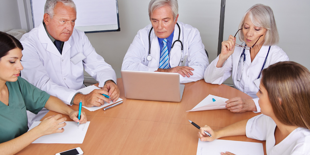 Кто должен направить на врачебную комиссию для назначения дорогостоящей медпомощи?