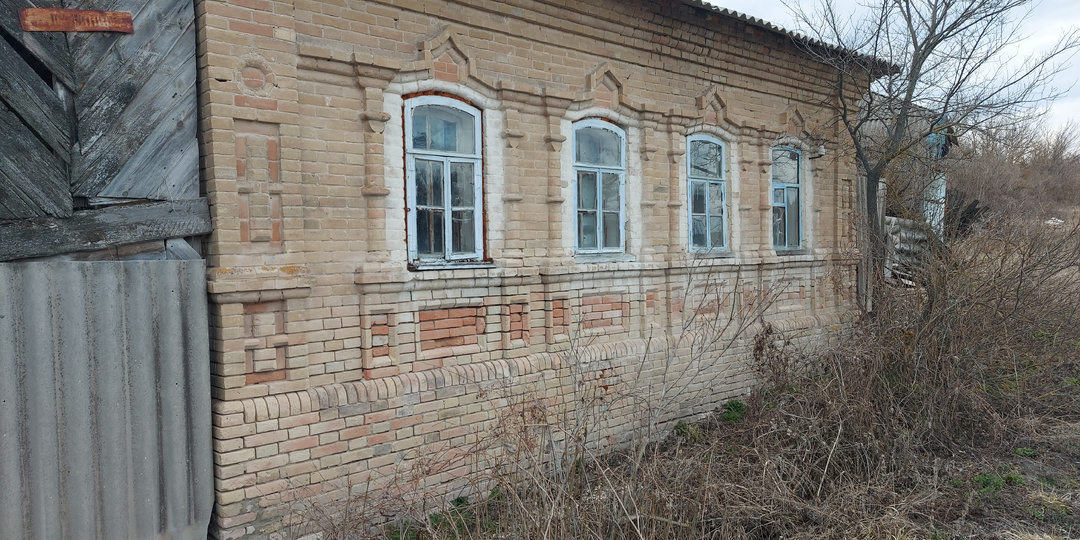 Почему люди бросили свои старинные кирпичные дома XIX века. Провожу собственное расследование