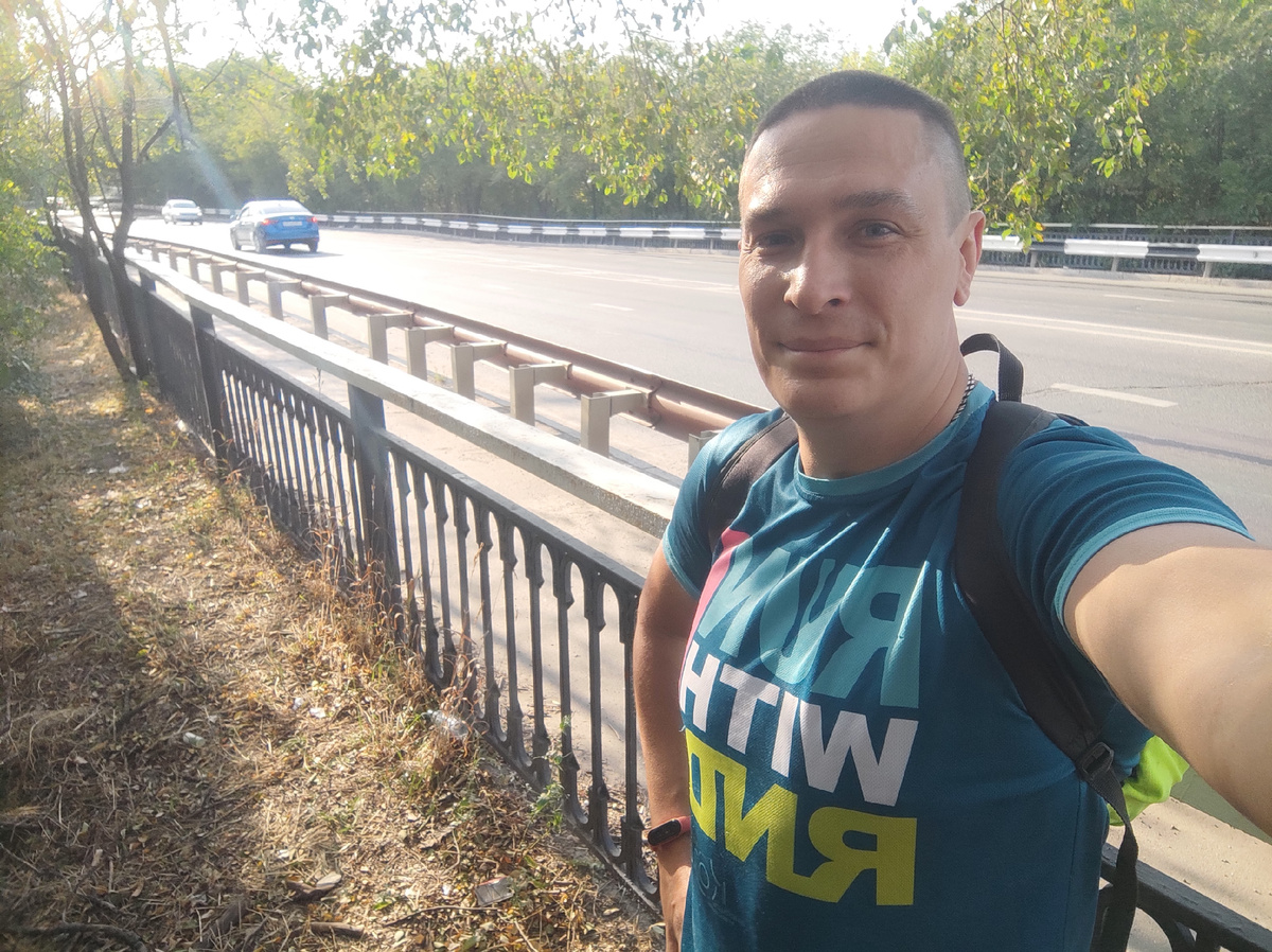 Змиёвский переезд. С этой стороны я видел его впервые. 