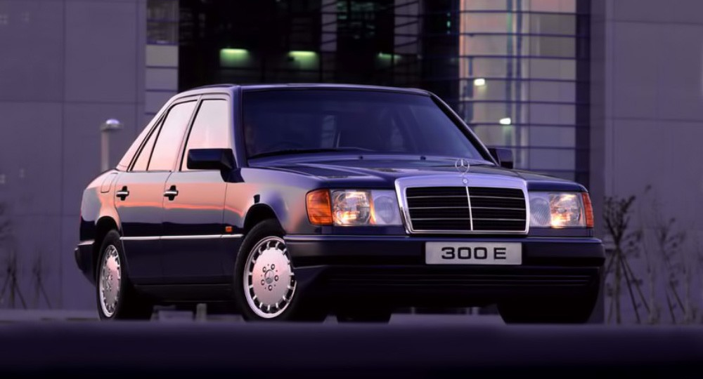 Топ 5 легенд 90-х: машины, которые до сих пор ездят