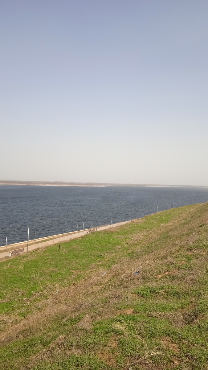 31 марта .Вид на Волгу. 