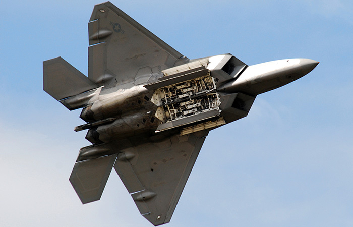 Вооружение скрыто в бомбовом отсеке./ Фото: wikipedia.org