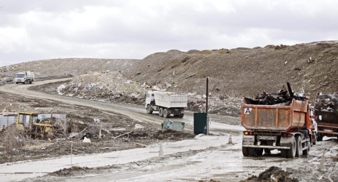 Серпантин на старой свалке Южного.
