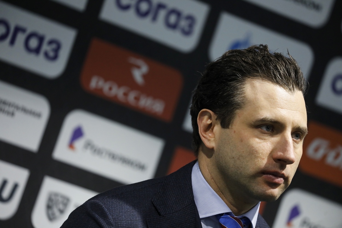    Главный тренер СКА Роман Ротенберг / Источник: Дарья Драй © ИА REGNUM