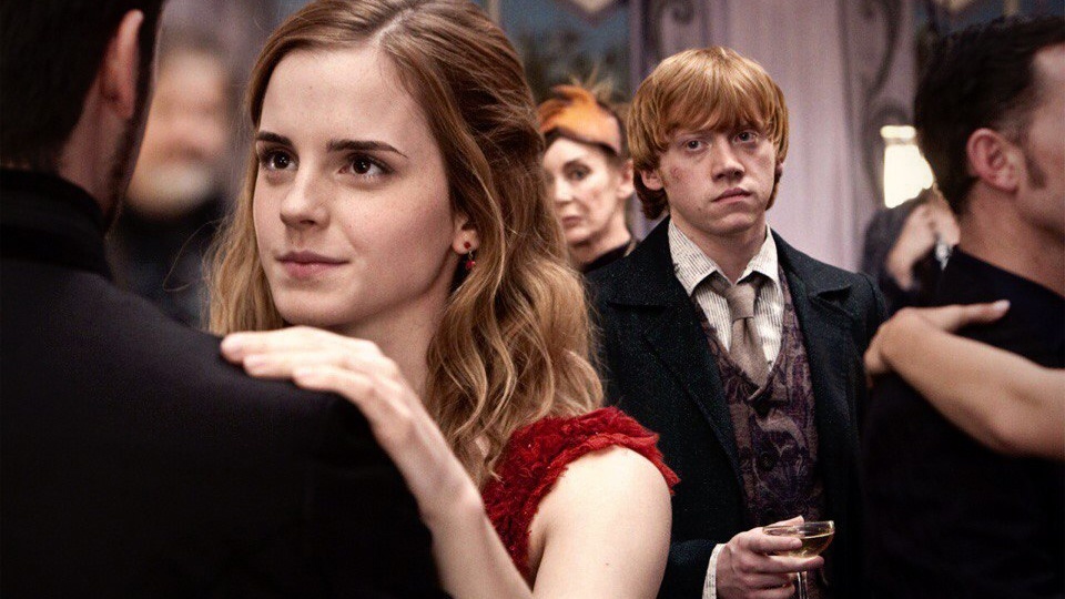 ПОЧЕМУ НИ РОН, НИ ГАРРИ НЕ ПОДХОДЯТ ГЕРМИОНЕ В КАЧЕСТВЕ ЛЮБИМОГО МУЖЧИНЫ?