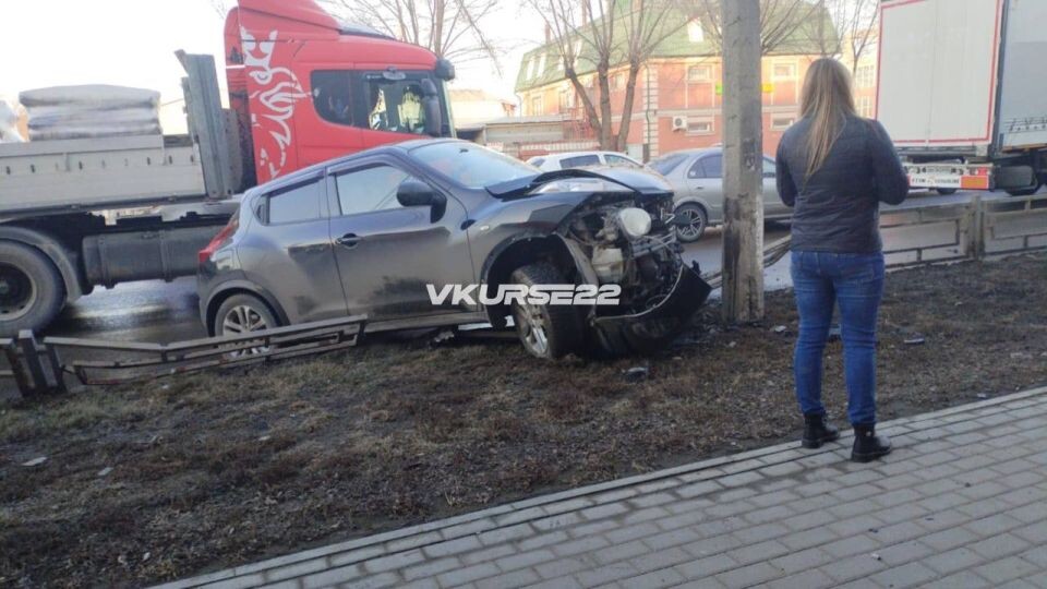    ДТП на проспекте Строителей. Источник: "В курсе 22"