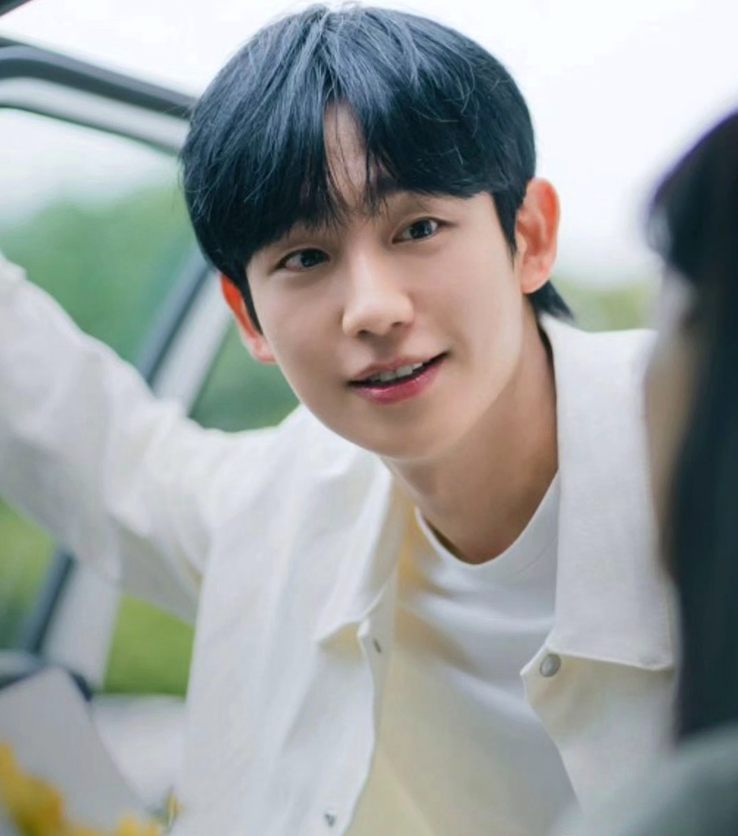 Кадр из дорамы "Сын маминой подруги"