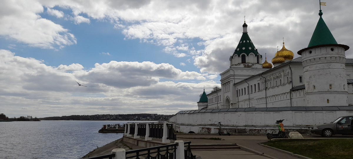    Кострома: архитектурное наследие от Ипатьевского монастыря до торговых рядов