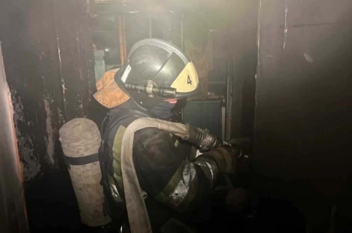    Неосторожность при курении привела к пожару в барнаульской многоэтажке