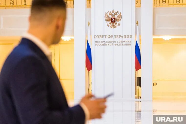 В составе прикамской делегации — участники СВО, молодые парламентарии и чиновники различных уровней. Фото: Владимир Андреев © URA.RU