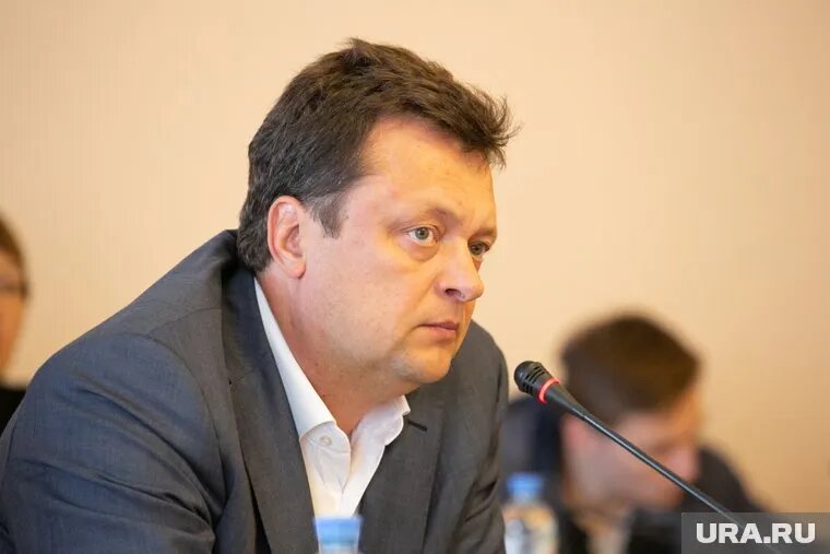 Депутат думы ХМАО Михаил Селюков попросил провести аудит волонтеров, сотрудничающих с правительствам по вопросам СВО. Фото: Дмитрий Ткачук © URA.RU