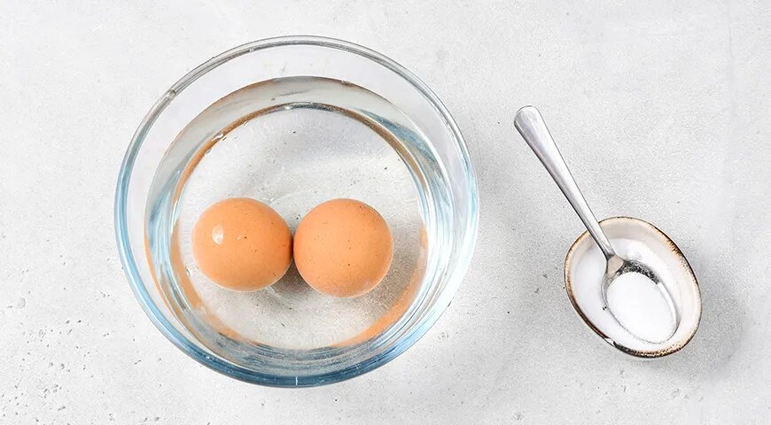   Как сварить яйца в микроволновке (gastronom.ru)