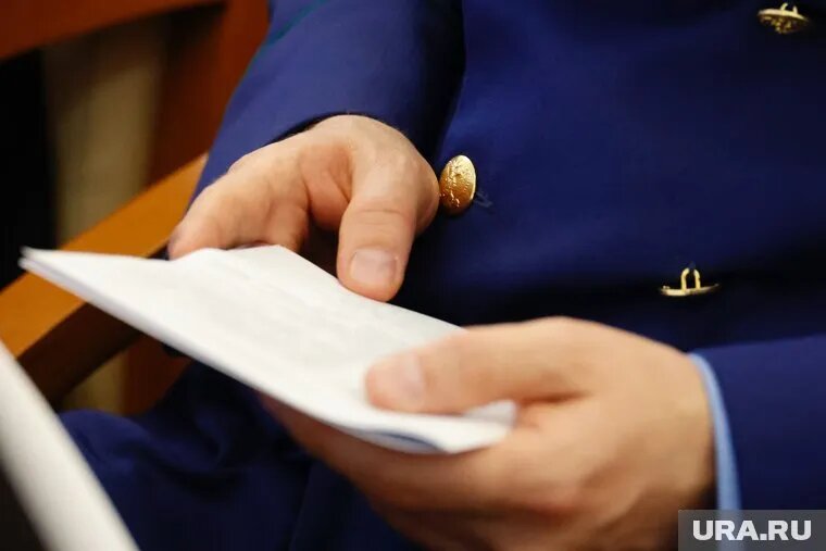 Прокуратура требует отставки депутат думы Нефтеюганска Максима Мальчикова, не указавшего более двух миллионов рублей доходов. Фото: Екатерина Сычкова © URA.RU