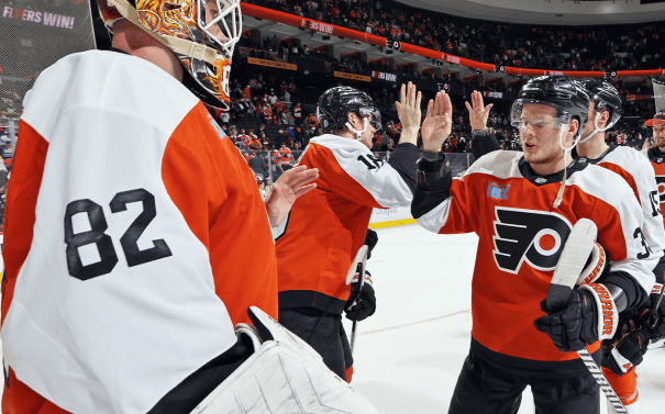 Матвей Мичков провел очередной классный матч за "Филадельфию". Фото: НХЛ