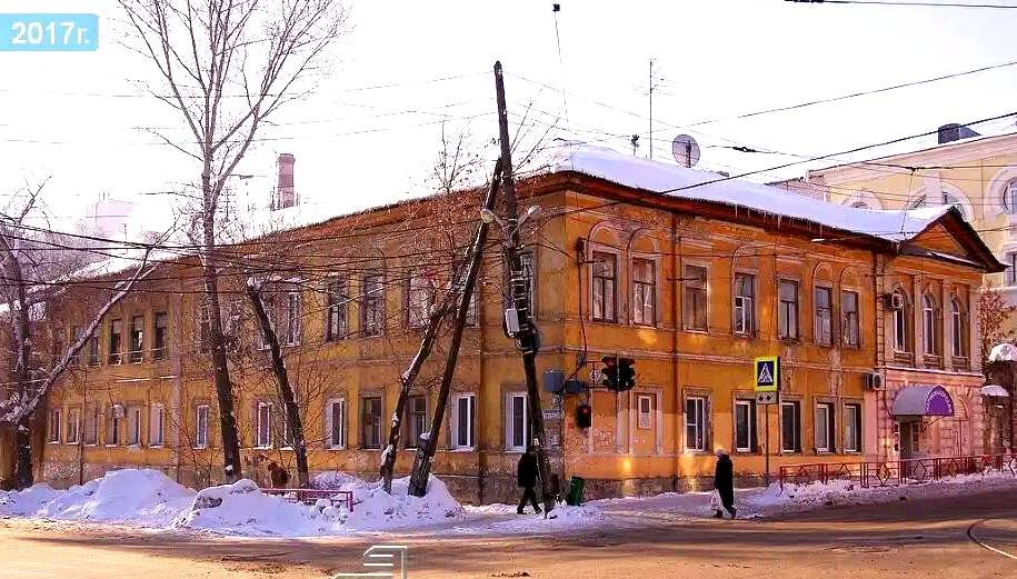 Венцека, 67 / Галактионовская, 20. Внешний архитектурный облик здания решен в стиле классицизма.Фасады оштукатурены и окрашены в цвет желтой охры, детали архитектурного
декора выделены белым цветом.
Фото из открытых источников в интернете