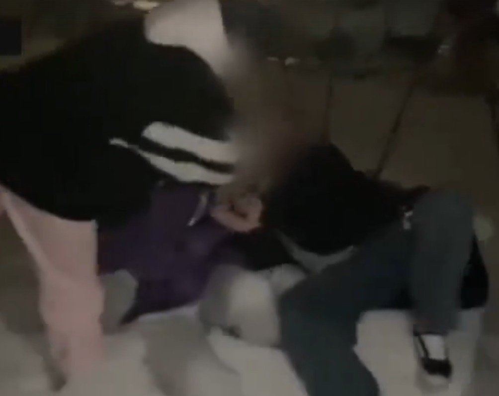    Фото и видео: АСТ-54