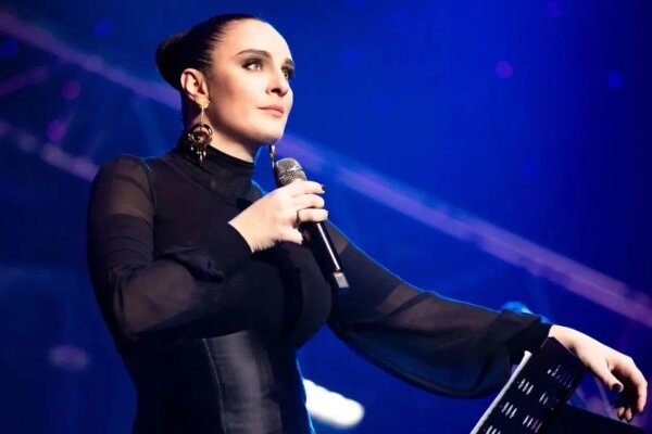 Елена Ваенга. Обложка © Telegram / vaenga_guestbook