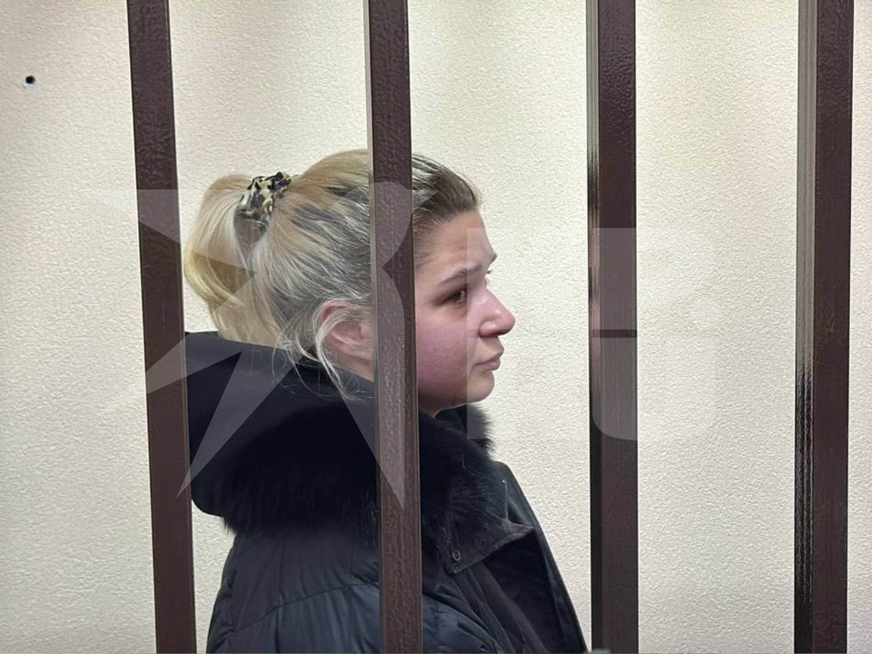    Обвиняемая в убийстве Виктора Тархова останется в СИЗО до лета Светлана МАКОВЕЕВА