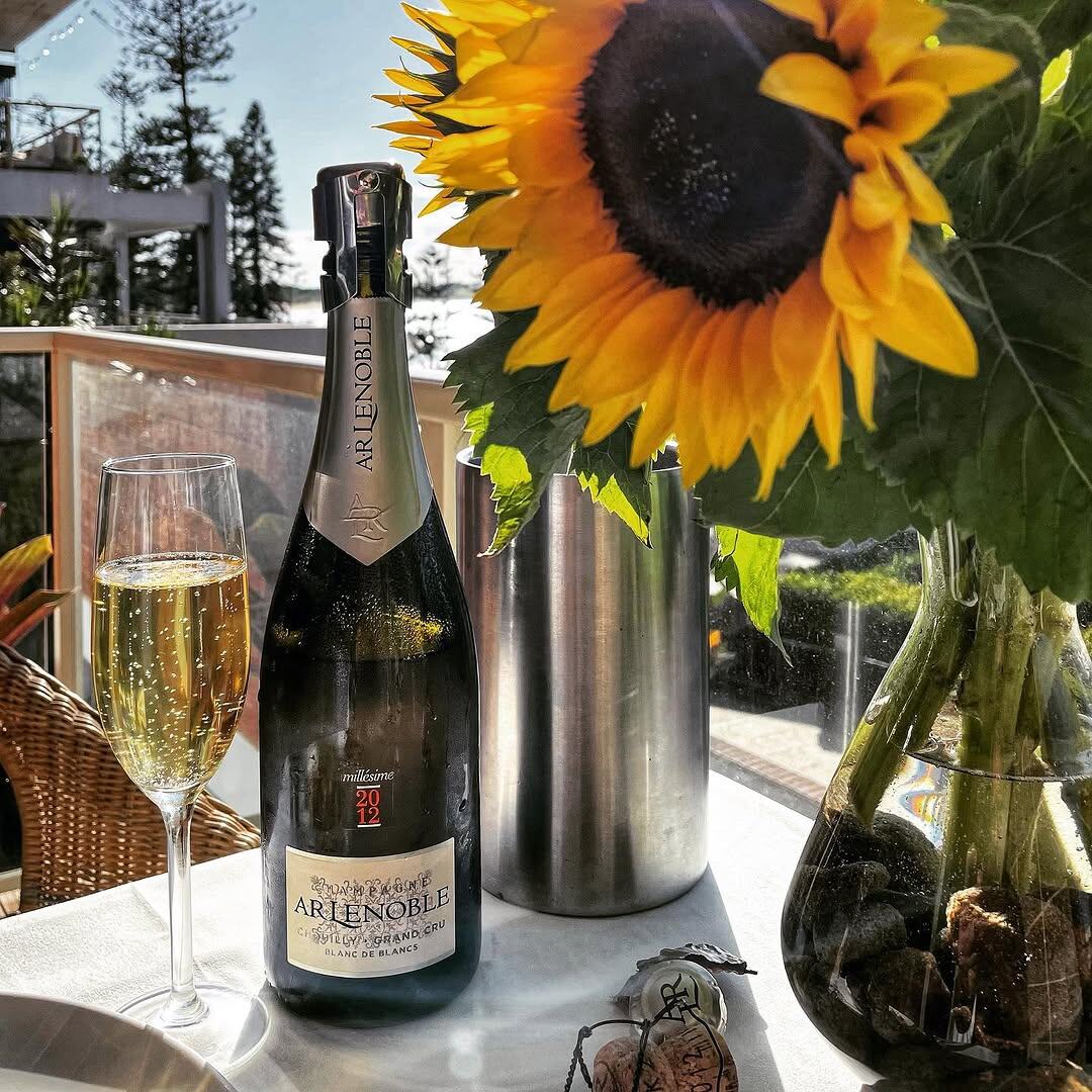 Фото нашего поставщика Champagne AR Lenoble