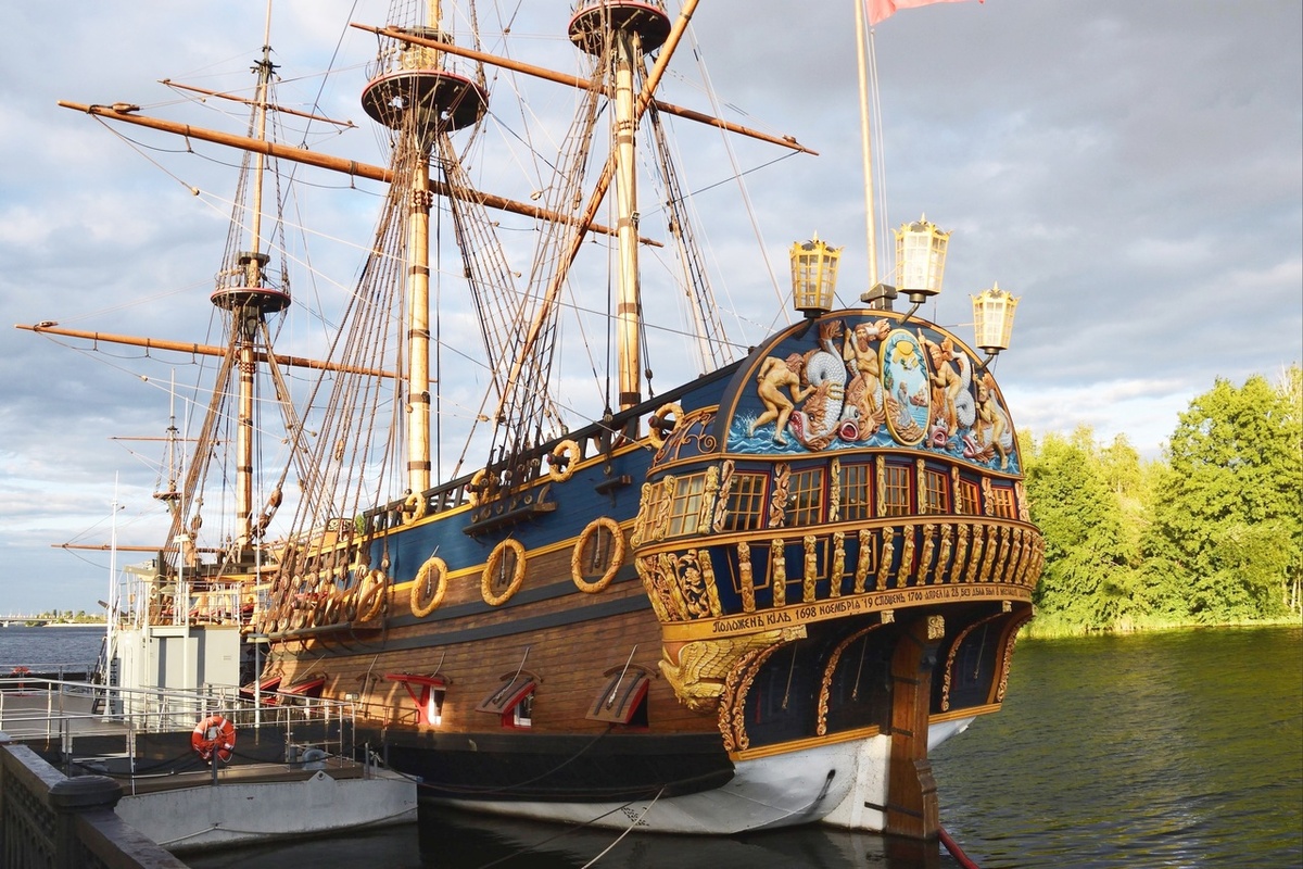 «Гото Предестинация» (лат. «Божье провидение») — первый линейный корабль Российского военно-морского флота