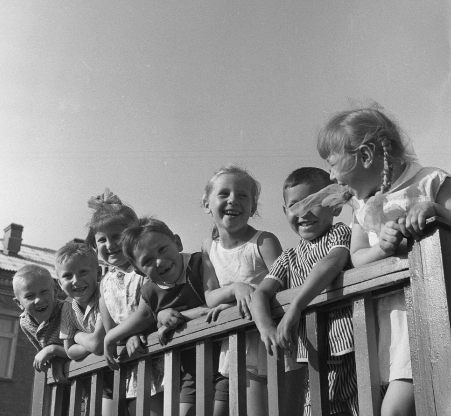 Воспитанники детского сада города Яхрома в Подмосковье, 1968 год. Фото Б. Кавашкина