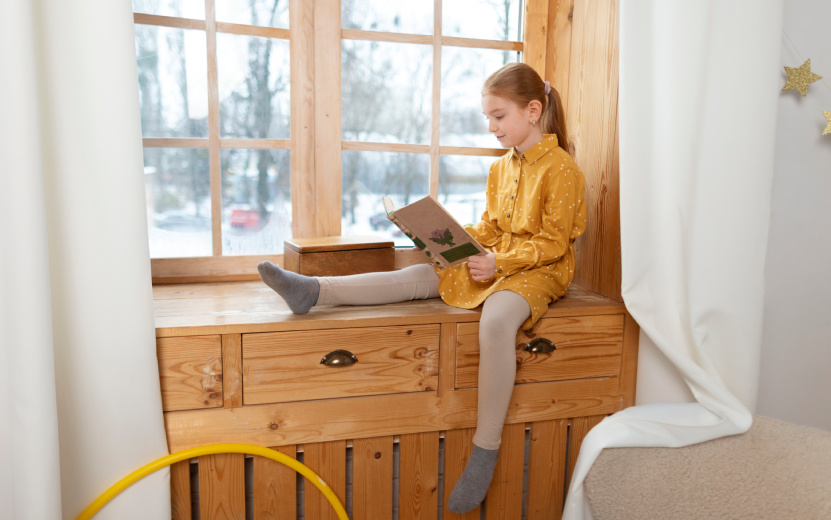  Иногда шутками могут отвлечь от интересных дел. Фото: Freepik