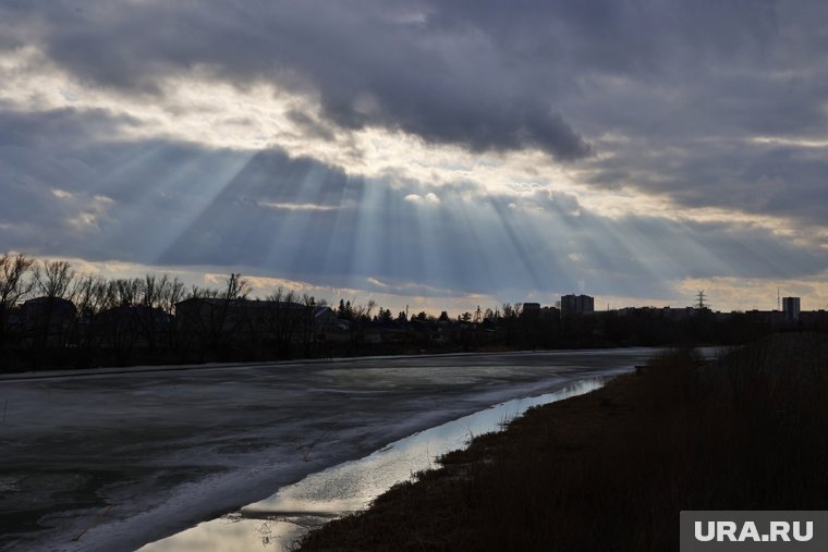 Начало месяца в регионах обещает быть теплым. Фото: Екатерина Сычкова © URA.RU