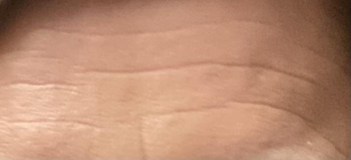 Неизвестная взволнованная норвежка.