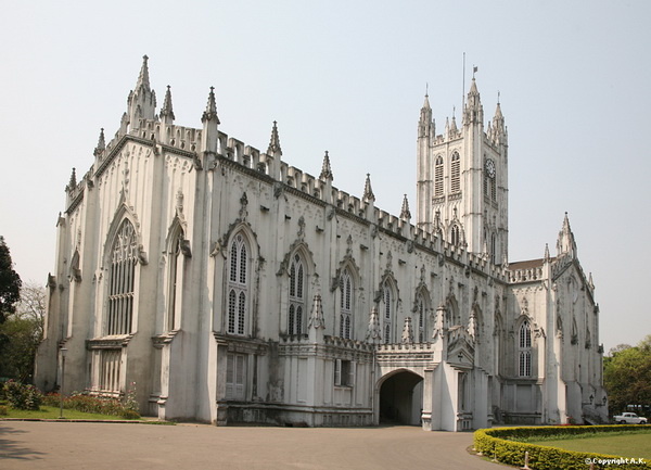 Источник: https://ru.m.wikipedia.org/wiki/Собор_Святого_Павла_(Калькутта)