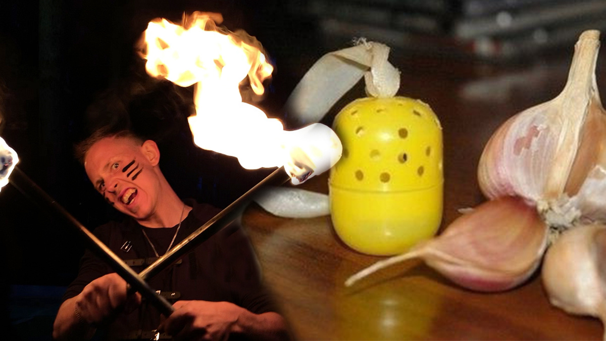 Фото чесночного оберега с просторов интернета и я слева =) (Степан Корольков)