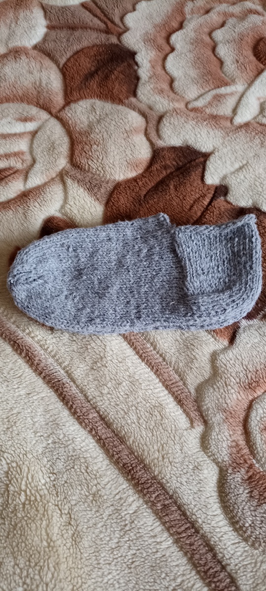 Связаны из карачаевской пряжи. 