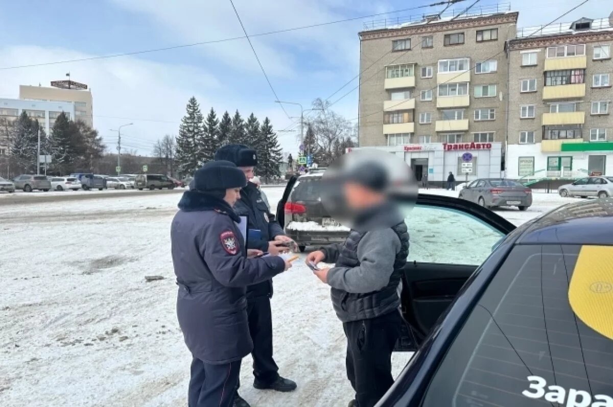    В Томске поймали трех нелегальных водителей такси