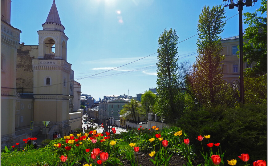 Куда сходить весной в Москве: Ивановская горка. «Я вдруг вспомнила … Монмартр» — отзыв туристки с фото