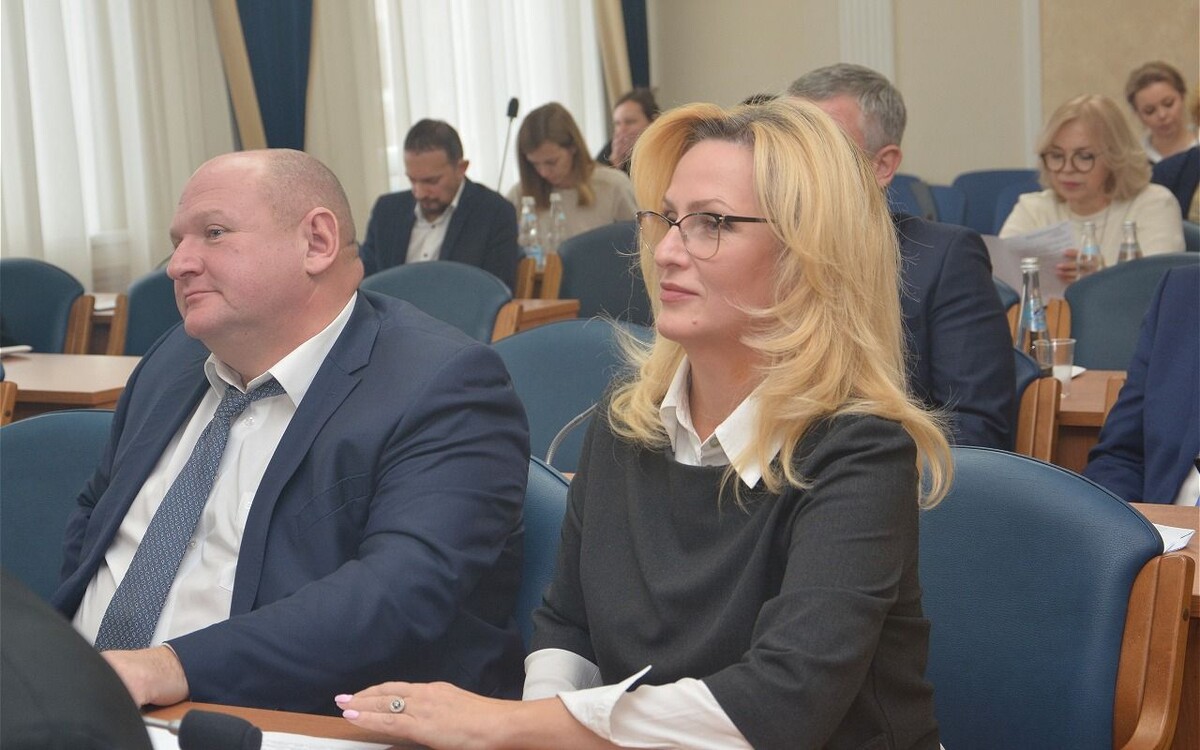    Топ-менеджер ДСК собирается потеснить Марину Бочарову из округа на выборах в воронежскую гордуму? гордума Воронежа, ФКР