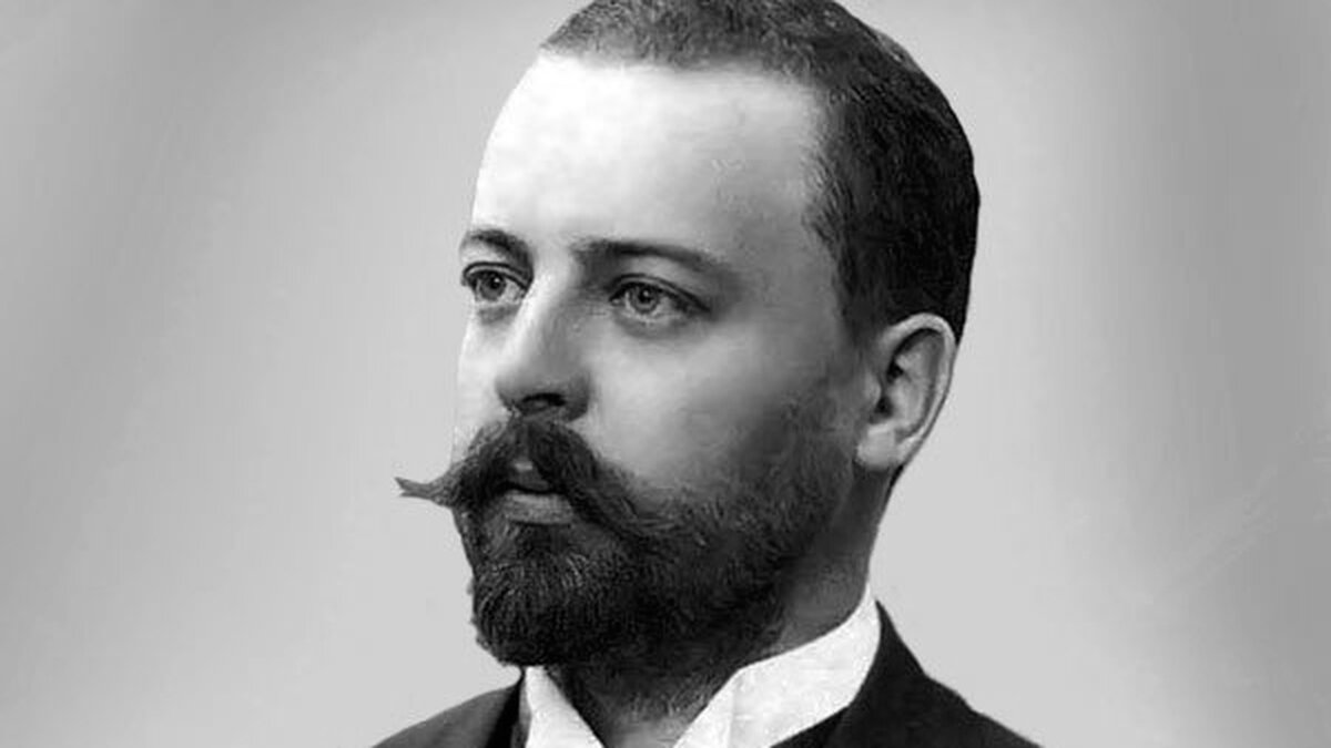 До принятия православия его звали Франц-Альберт. После - Федор Осипович