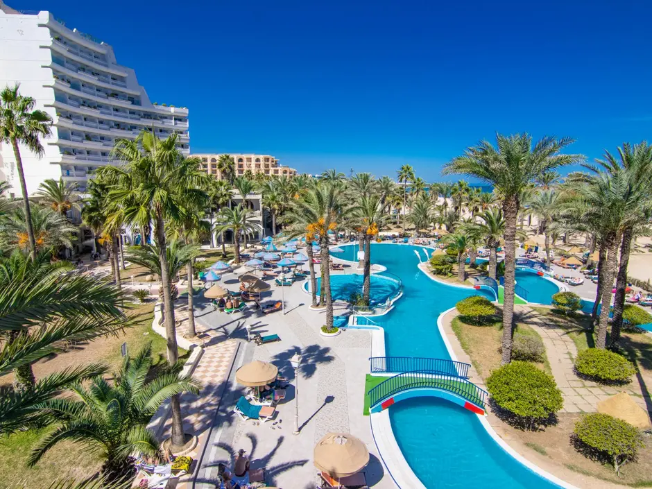 Территория Riadh Palms. Изображение взято с сайта Travelata.