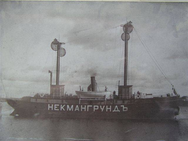 Плавучий маяк Nekmangrund (фото: commons.wikimedia.org)