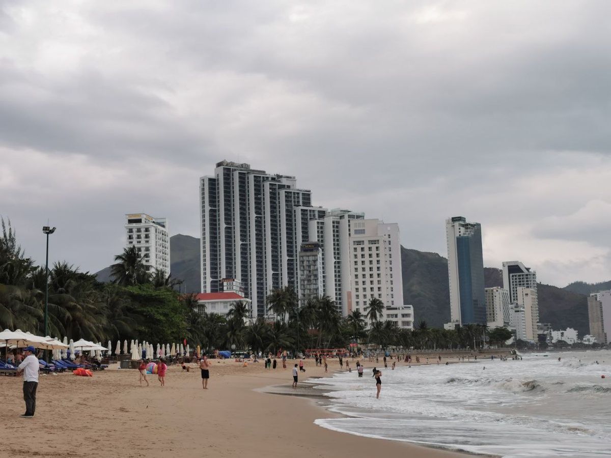 Вид на ЖК Scenia Bay в котором мы живём